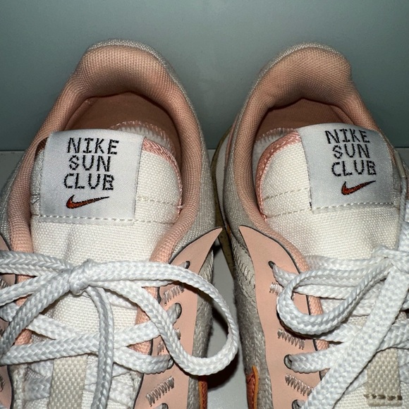 Nike Womens Air Max Pre-Day SE Next Nature Shoes - Picture 10 of 10